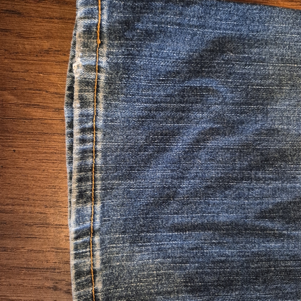 Women's Levi's 519 Low Flare Jeans, Size 5 Short, 28W 29.5L 
Get a great deal on - Picture 7 of 11